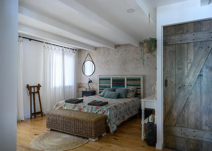 Villa La Font Molinae - Piscine Chauffee - Jacuzzi Saint-Jean-de-la-Blaquière